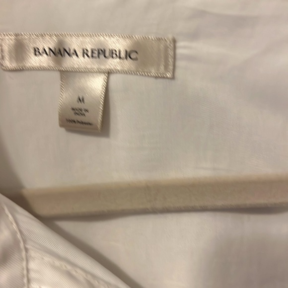 Banana Reuplic Bubble Sleeve top - Picture 2 of 3